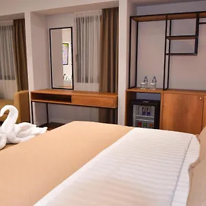 4* Otel 313 Center
